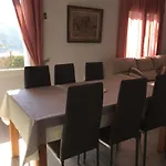 Petit Paradis