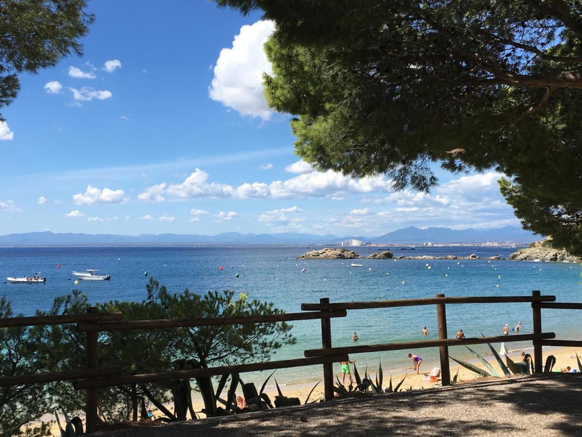 Holiday home Petit Paradis *